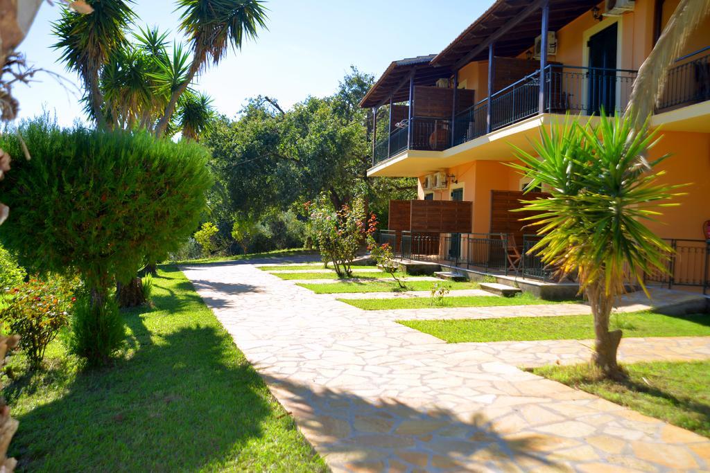 Krystallia Apartments Δασιά Εξωτερικό φωτογραφία